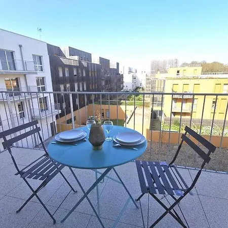 Apartament Studio, Balcon, Parking, Commerces & Transports Nantes